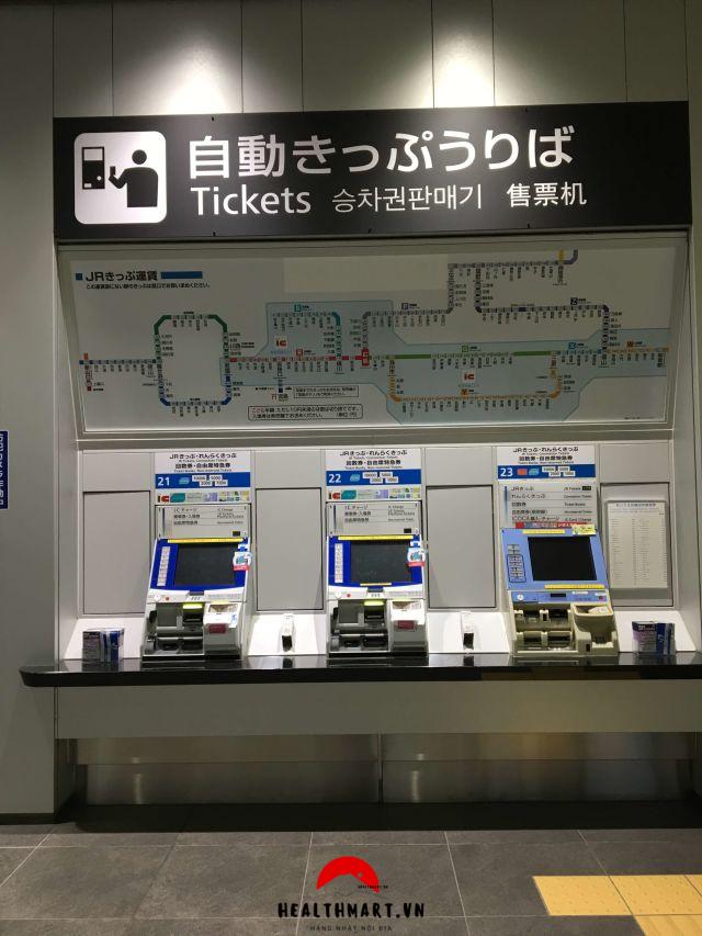 mua vé và đi tàu điện ở Nhật
