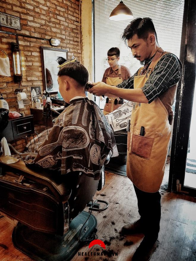 Tony Barber House - Tiệm cắt tóc đam mê văn hóa Barber shop tại TP. HCM