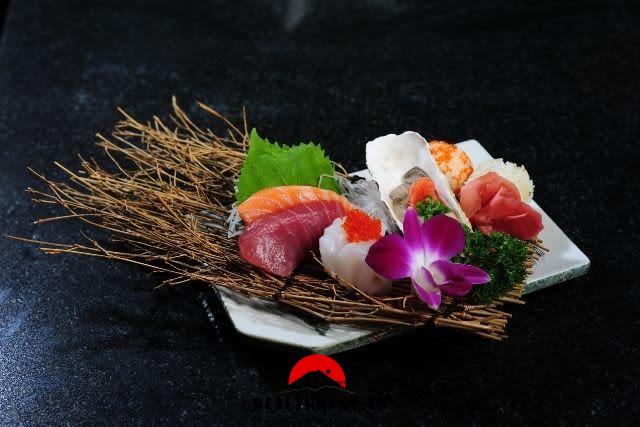 sashimi ẩm thực Nhật Bản
