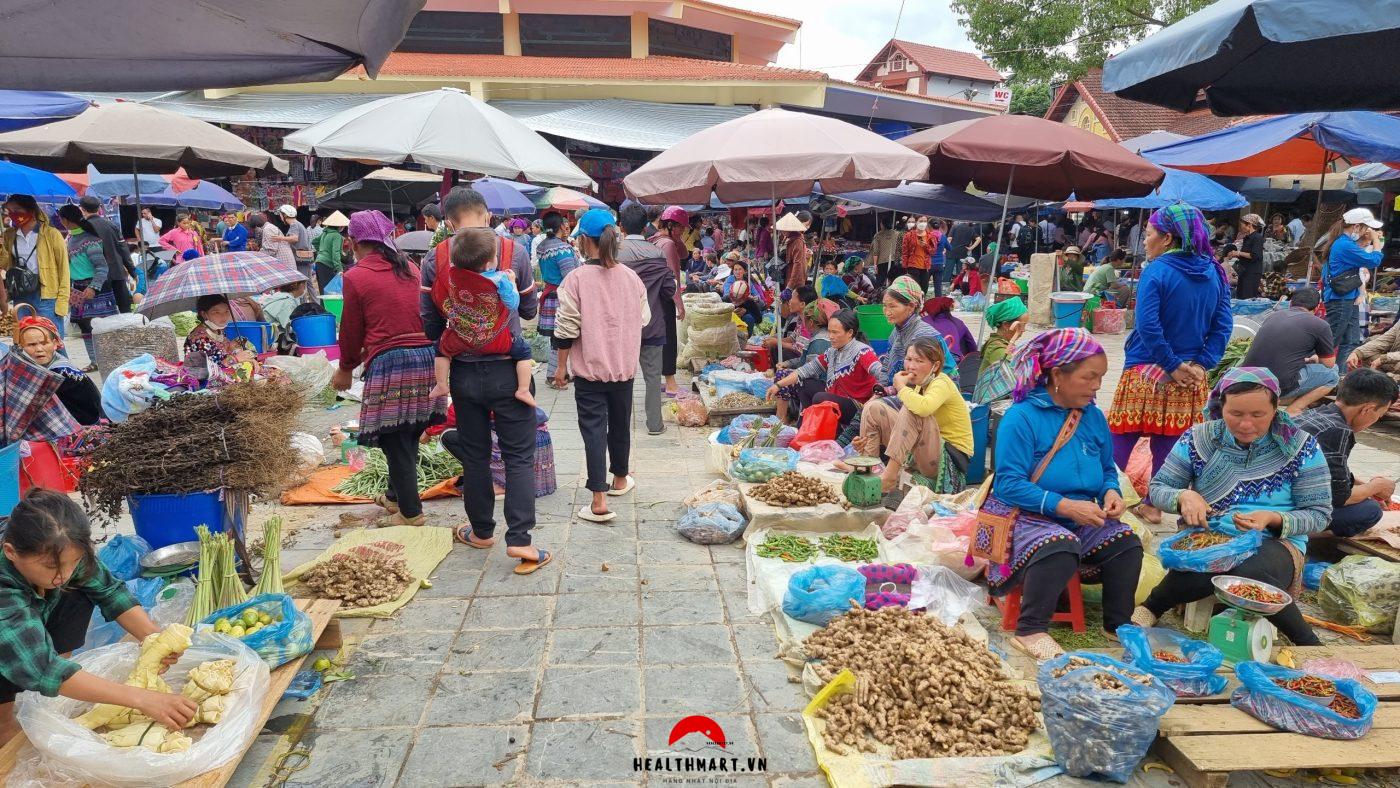 Cac Khu Cho Troi Pho Bien O Toyama Review So Sanh