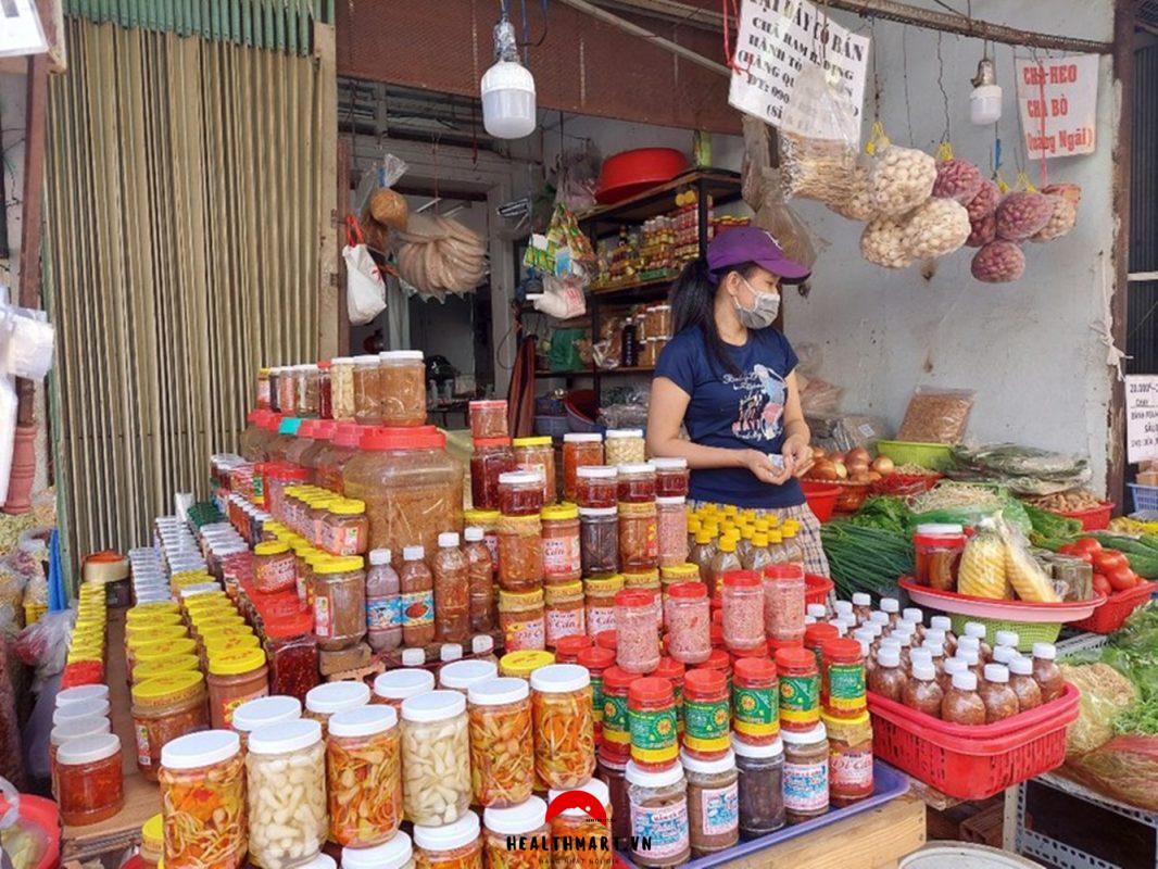 Cac Khu Cho Gia Re O Mie Uu Nhuoc Diem